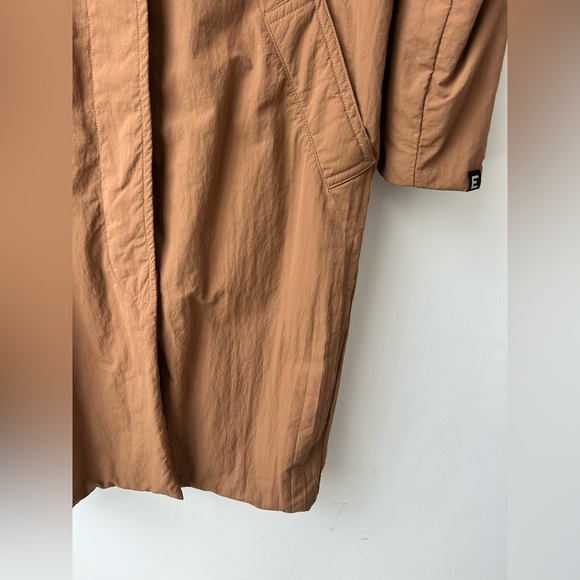 Everlane The Mac Coat Light Insulated Puffer Maxi in the color "Ash Brown - Picture 7 of 11